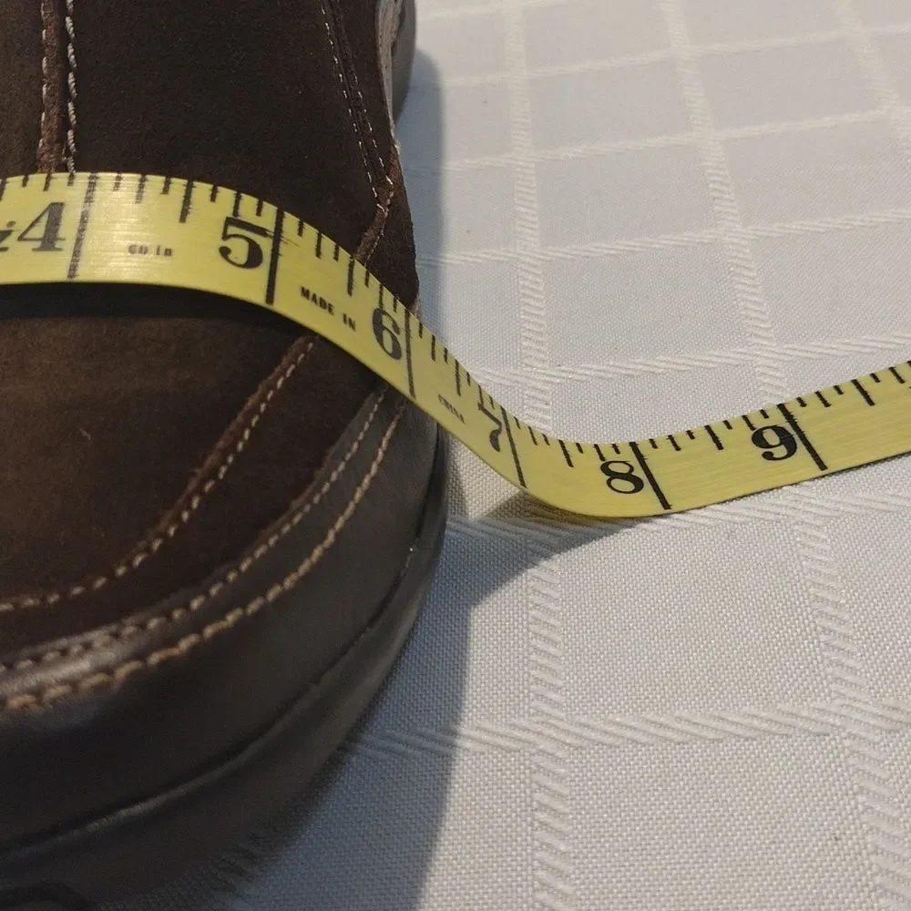 NIB Array Hickory Brown Slip-On Shoes! CONSIGNMENT!
